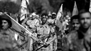 2017115214741140665061_Newly-recruited-Houthi-fighters-parade-before-