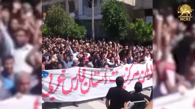 Kazerun-Protests-01