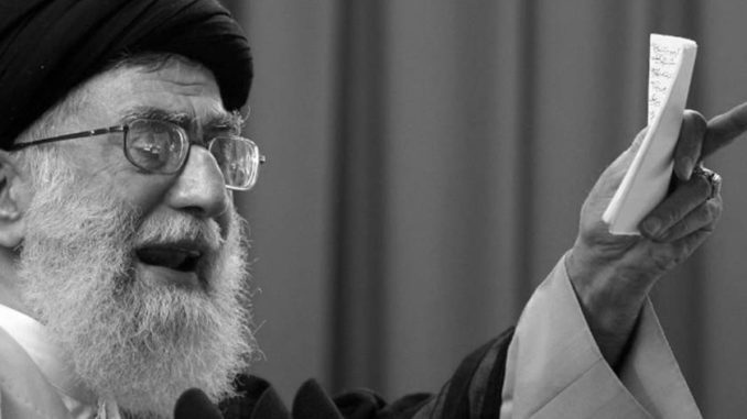 Khamenei-011