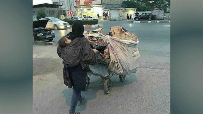Female-Head-Household-Iran