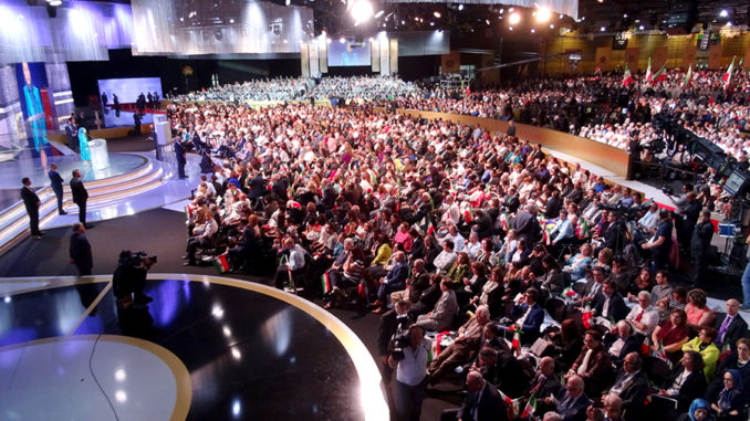 Supporters-Iranian-Opposition-PMOI-MEK-FreeIran-Rally