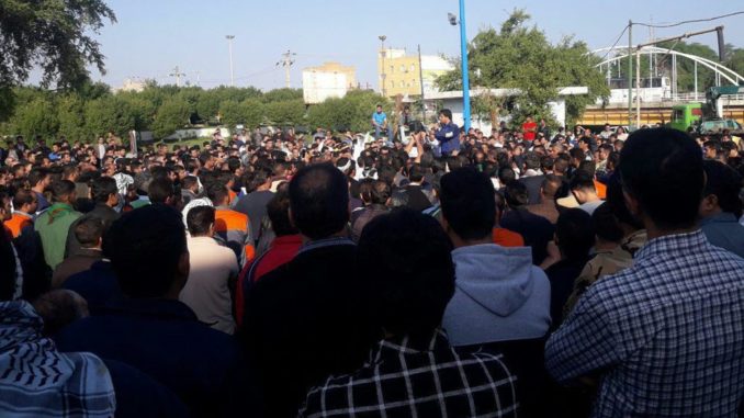 Iran-Haft-Tappeh-Sugar-Cane-Workers-Demonstration-01