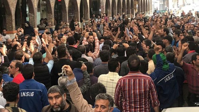 Ahvaz-Steel-Workers-30thDay-Strike-01